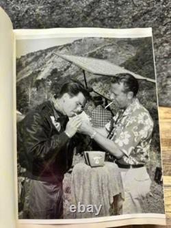 1958 Dick Powell Film Script The Hunters Robert Mitchum Robert Wagner Rare 1958 Dick Powell Film Script The Hunters Robert Mitchum Robert Wagner Rare