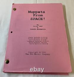 1998 set used movie script MUPPETS FROM SPACE