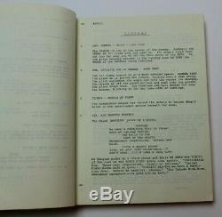 AIRPORT / George Seaton 1968 Screenplay, Classic Burt Lancaster disaster film