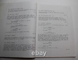 BEING JOHN MALKOVICH / Charlie Kaufman 1998 Movie Script Screenplay, head portal