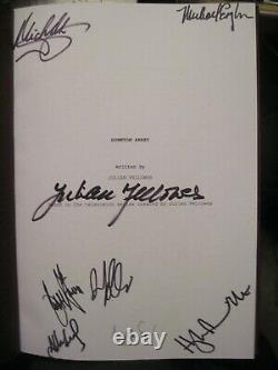DOWNTON ABBEY Film SCRIPT SIGNED by MAGGIE SMITH & FILM CAST FULL LEATHER