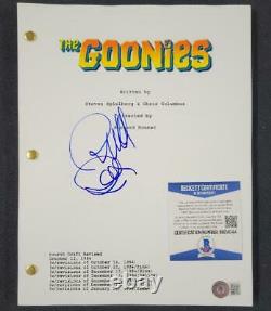 Director Richard Donner signed Goonies Full Movie Script (A) Beckett BAS COA