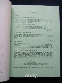 ORIGINAL FILM SCRIPT for I LOVE TROUBLE, SIGNED by JULIA ROBERTS & NICK NOLTE