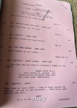 SPHERE Movie Screenplay Script MICHAEL CRICHTON DUSTIN HOFFMAN