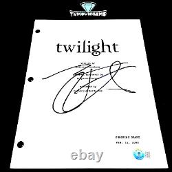 TAYLOR LAUTNER SIGNED TWILIGHT FULL PAGE MOVIE SCRIPT SCREENPLAY with BECKETT COA