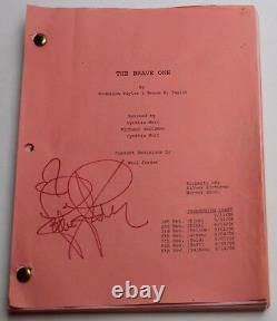 THE BRAVE ONE / Roderick Taylor 2006 Movie Script, Autographed by Jodie Foster