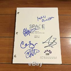 THE SPACE BETWEEN US SIGNED MOVIE SCRIPT BY 5 CAST with PROOF ASA BUTTERFIELD