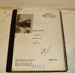 VTG Metro Goldwyn Mayer Movie Script\ THE WHITE BUFFALO 1976 signed Bronson +