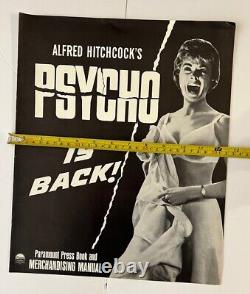 Vintage Alfred Hitchcock's Psycho Original Movie Paramount Press Book Uncut